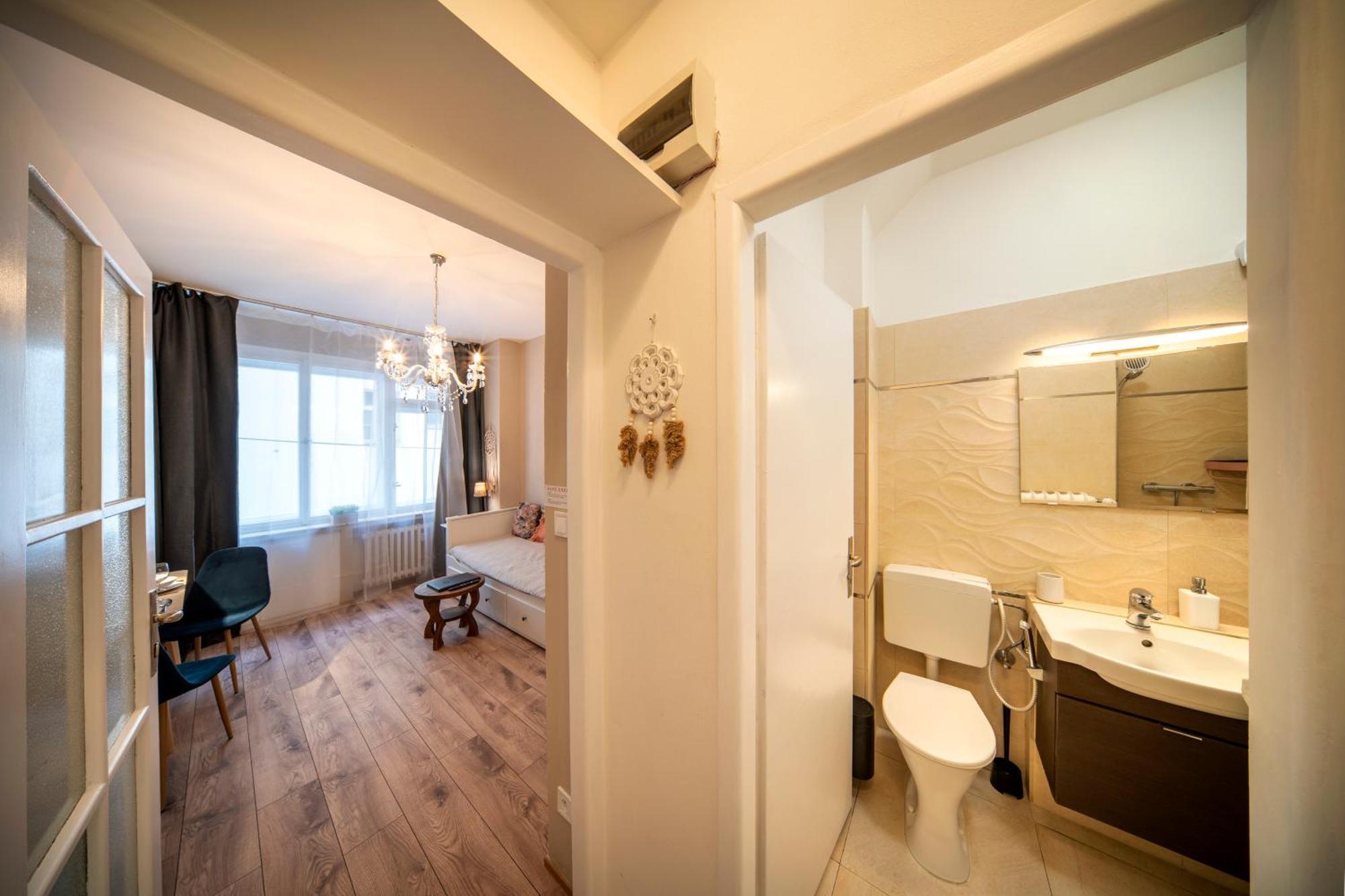Studio Apartment - Tower Petrin Πράγα Εξωτερικό φωτογραφία
